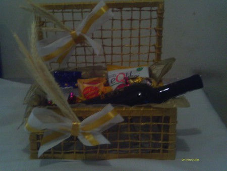 61- Baú Happy Presente